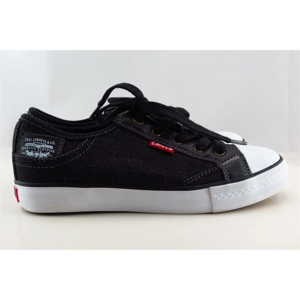 Levis welcome shoe